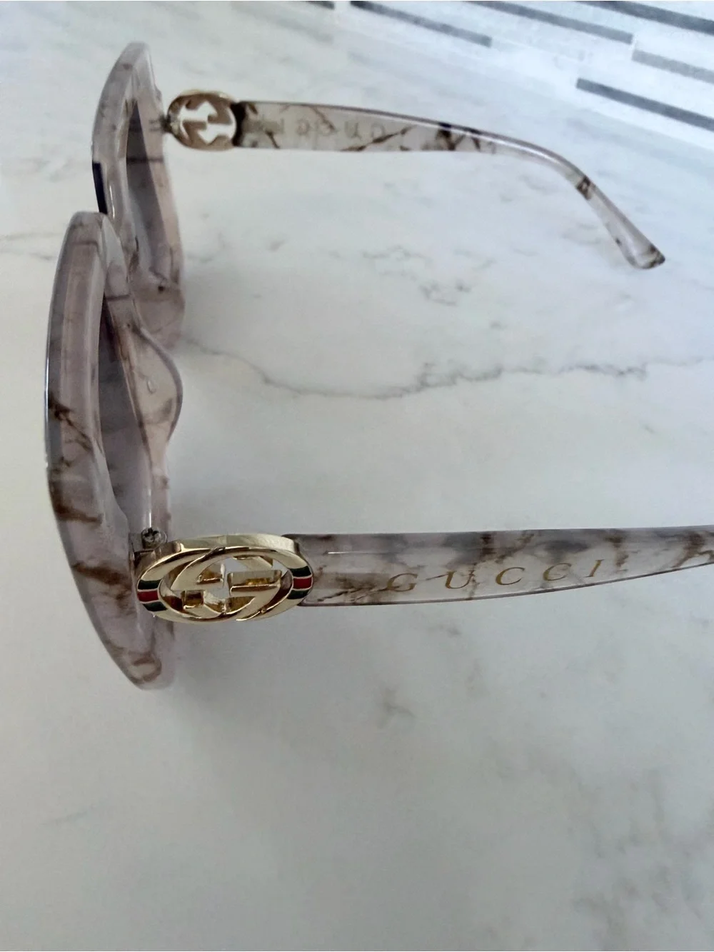 Gucci Women's Square Gradient Gray Sunglasses no case
